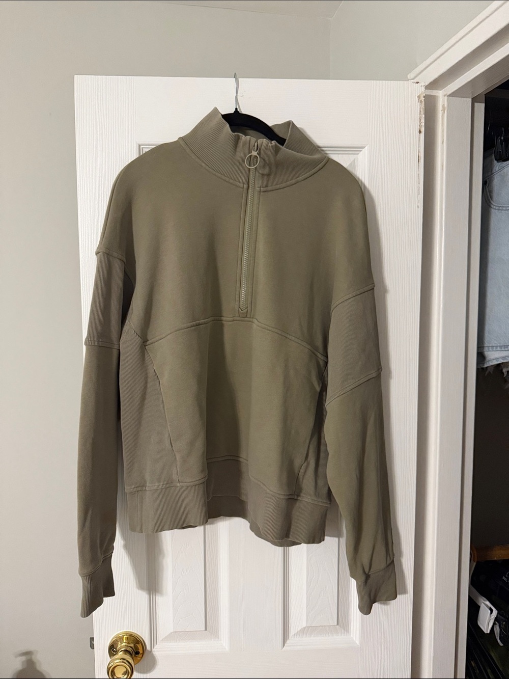 Vuori Sedona Ribbed Half Zip Sweatshirt Metal Olive Sage Sz L